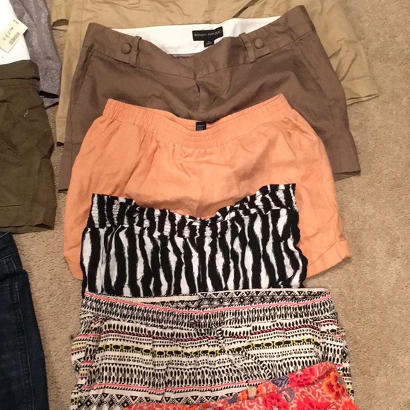 Women’s shorts bundle - Picture 5 of 5